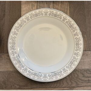 NORITAKE EMINENCE 6905 Made in Japan 10.5" Dinner Plate Replacement Platinum Rim